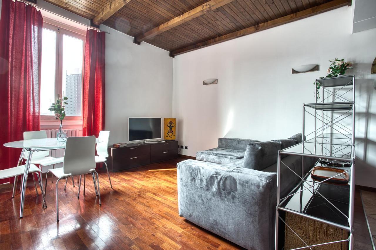 Joivy Charming Apartment In The Heart Of Isola District Milano Dış mekan fotoğraf